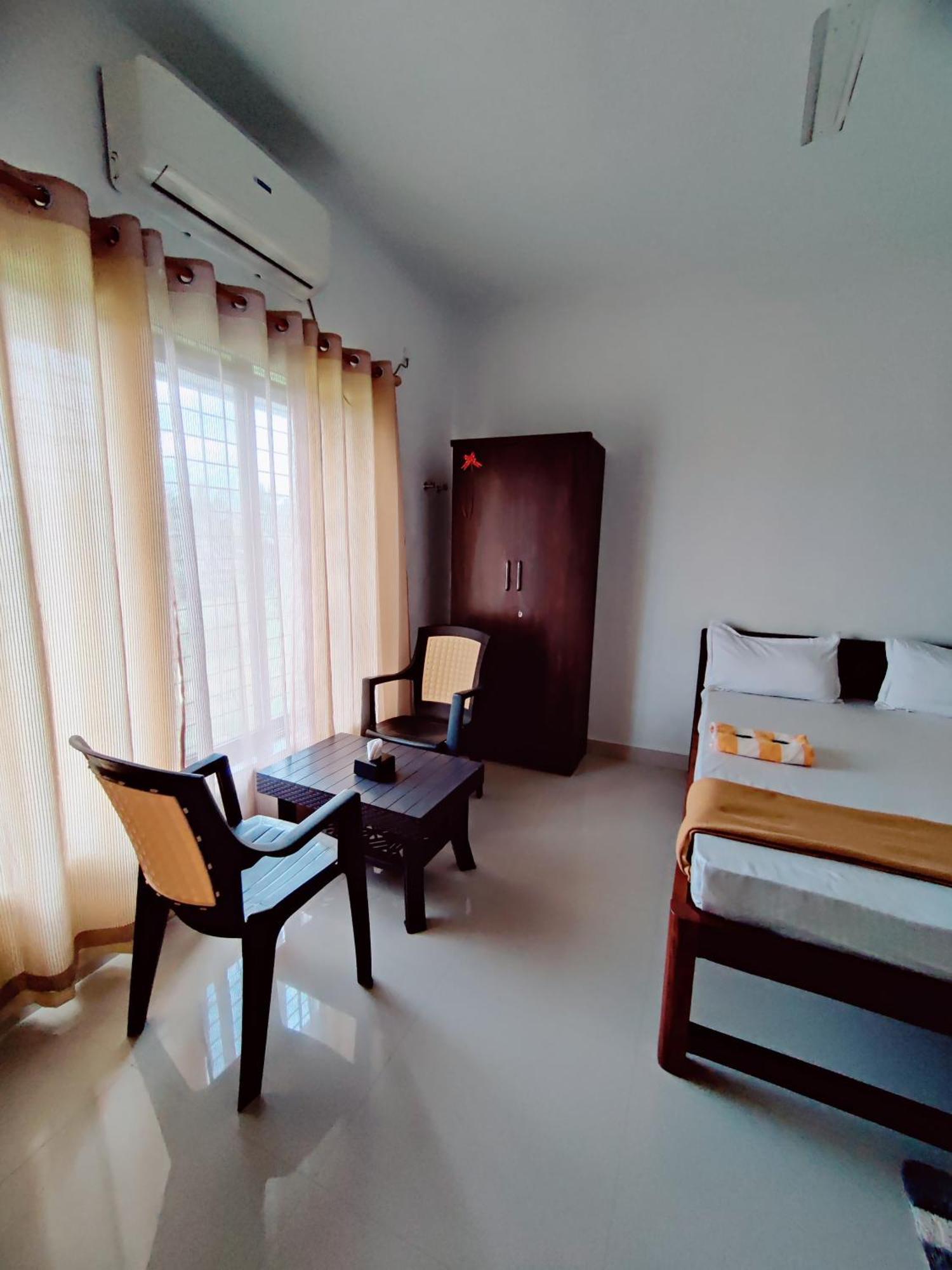 Shivaay Inn Alibag Luaran gambar